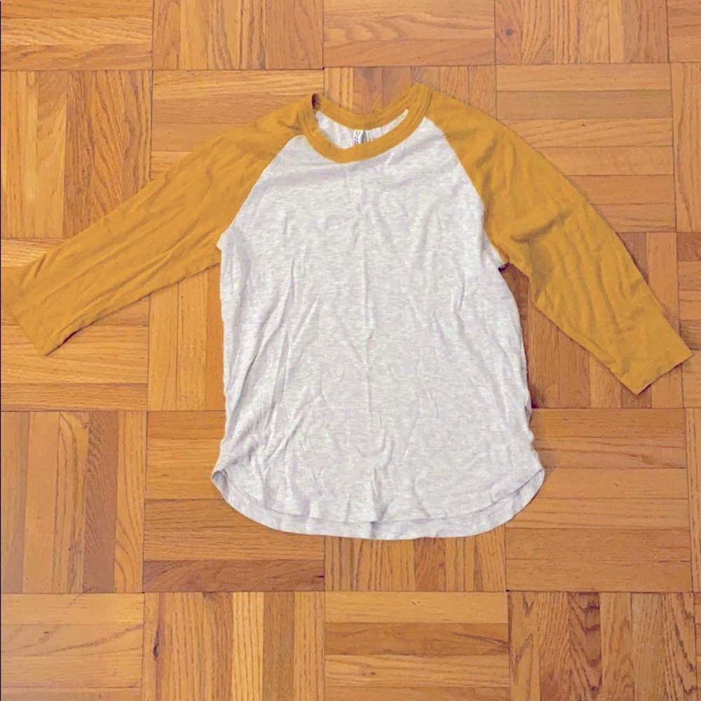 H&M Divided Women’s Baseball Tee Shirt